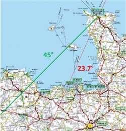 Les deux aides de Neptune à partir de Cherbourg en rouge (inclinaison 23.7°) ; en vert direction sud-ouest (45°) très proche du trait du visuel (44.8°).